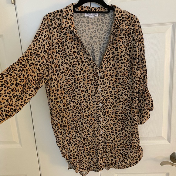 Leopard Flowy Blouse - Picture 2 of 2